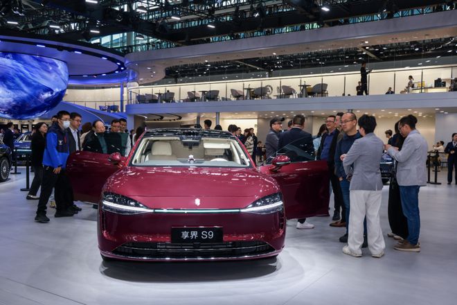 界S9的强势突围全靠“离经叛道”？瓦力游戏轿旅双子星炸穿豪车市场享(图3)